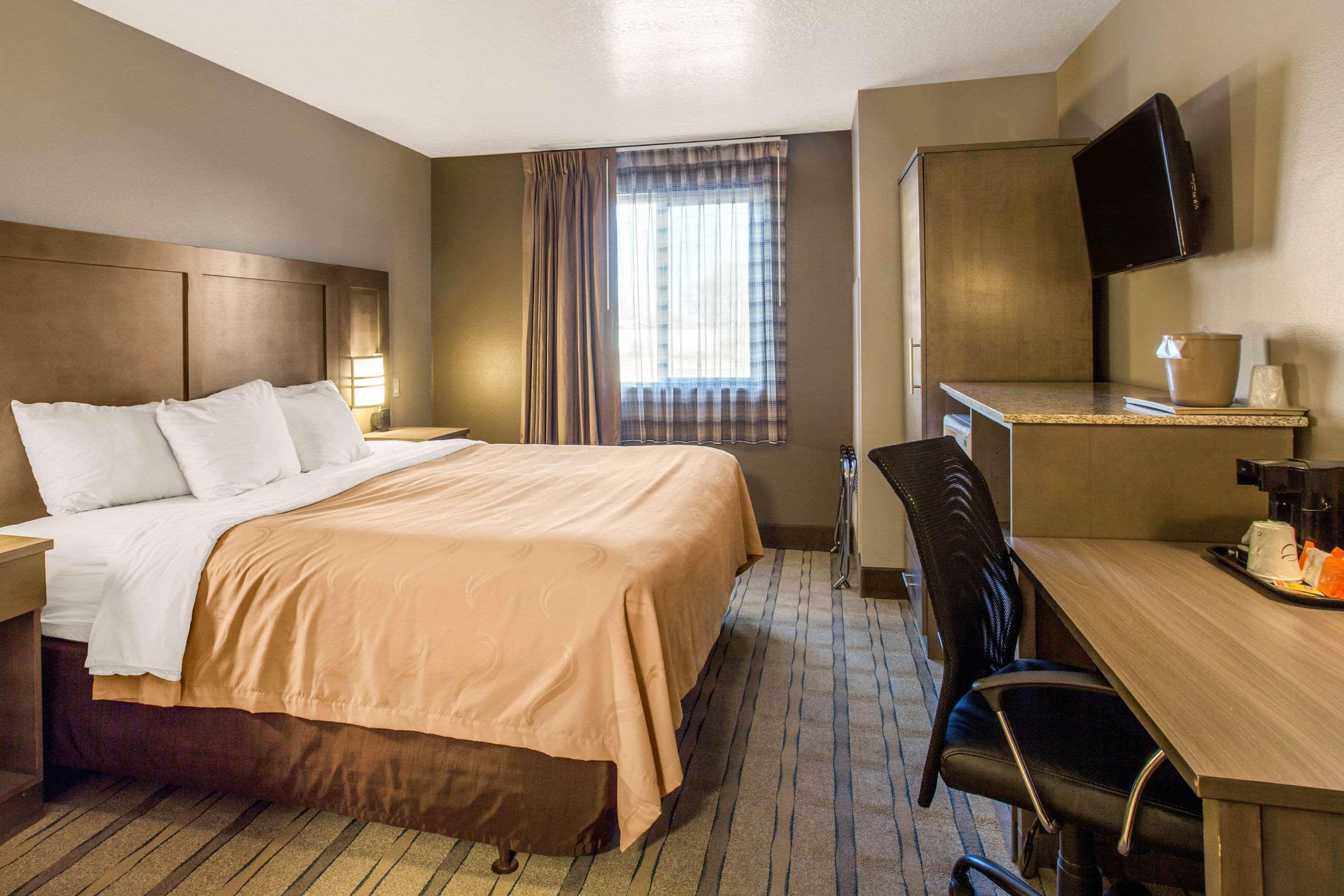 Quality Inn Moriarty Екстер'єр фото