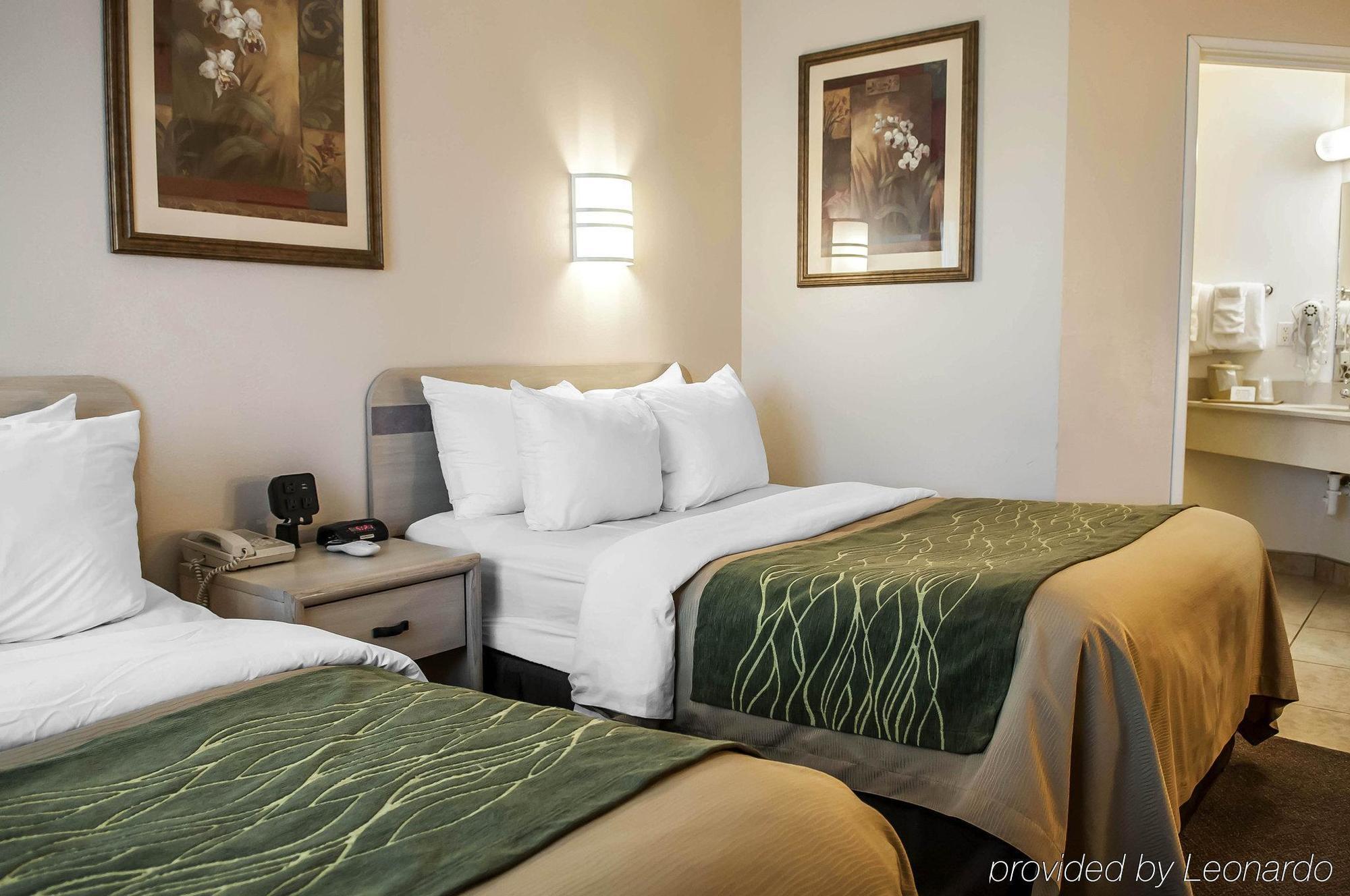 Quality Inn Moriarty Екстер'єр фото