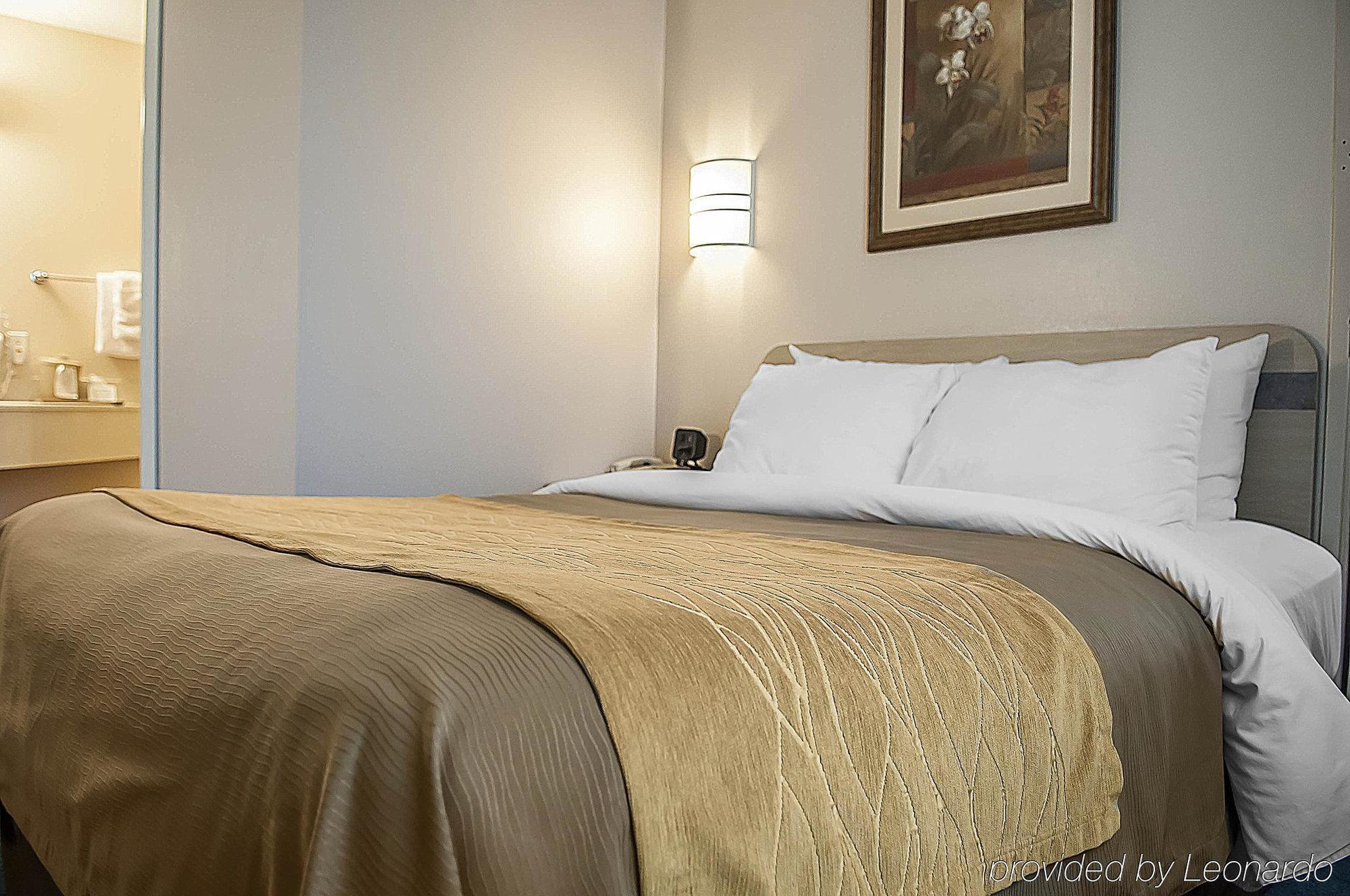 Quality Inn Moriarty Екстер'єр фото